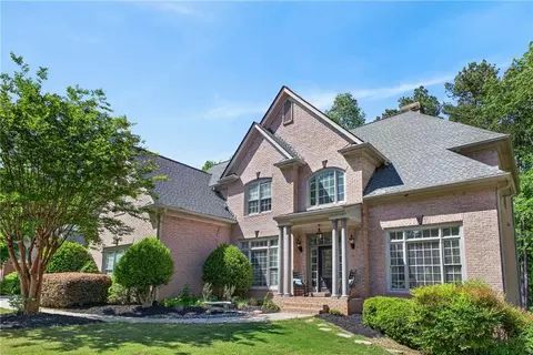 1029 Laurel Grove Ct, Suwanee, GA 30024