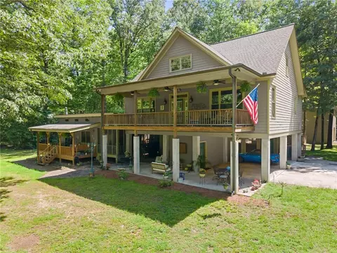 1088 Little Hawk Rd, Sautee Nacoochee, GA 30571