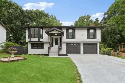 1824 Danielle Pl, Lawrenceville, GA 30043