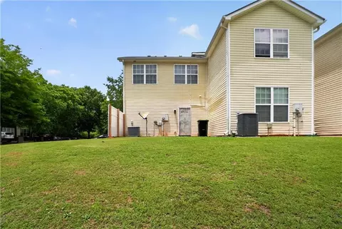 Exterior - 2326 Nicole Dr, Hampton, GA 30228 photo 3 of 3