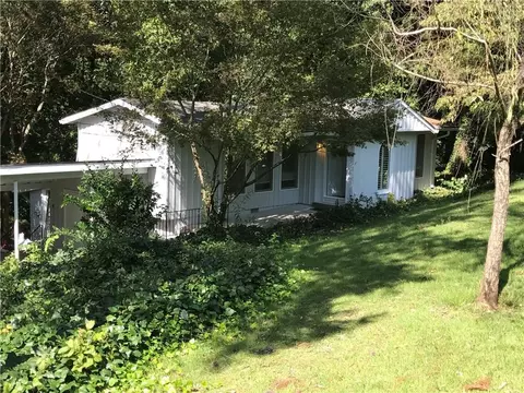 6328 Cherry Tree Ln, Atlanta, GA 30328