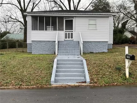 202 Cheatham St, Griffin, GA 30223