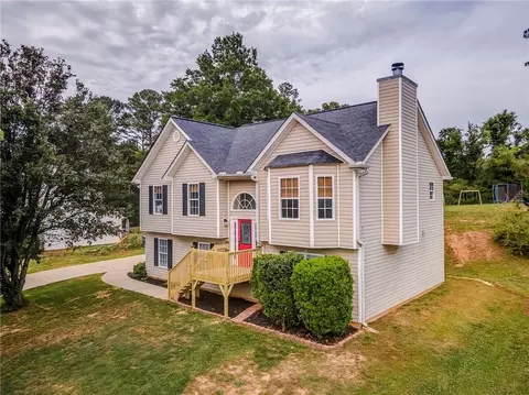 30 Kingston Pointe Dr, Kingston, GA 30145