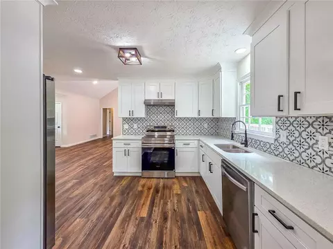 Kitchen - 265 Deep Step Rd, Covington, GA 30014 photo 3 of 4