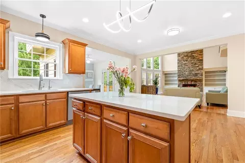 Kitchen - 6095 Bailey Ridge Dr, Duluth, GA 30097 photo 4 of 4