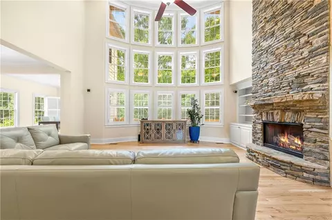 Living - 6095 Bailey Ridge Dr, Duluth, GA 30097 photo 3 of 6