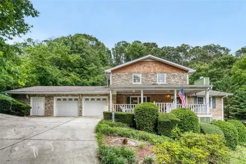 562 Cupelo Dr NW, Marietta, GA 30064