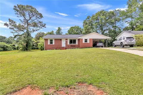 1104 Parkview Dr, Griffin, GA 30224