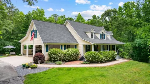 128 Byrom Rd, Senoia, GA 30276
