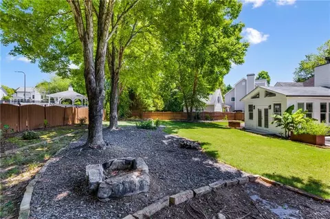 Exterior - 513 Ruby Ln, Canton, GA 30114 photo 7 of 9