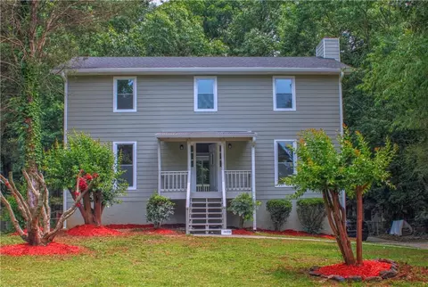 3858 Trenton Dr, Snellville, GA 30039