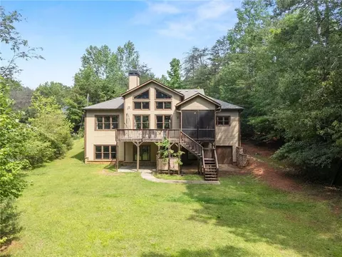 478 Chandler Place Dr, Lavonia, GA 30553