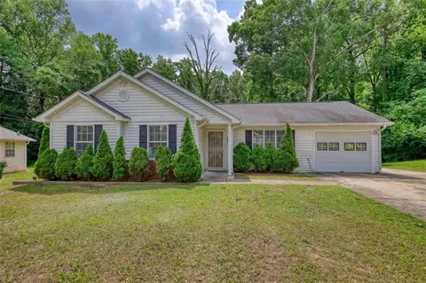 2119 Briar Glen Ln, Atlanta, GA 30331
