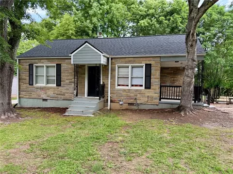212 Highland Dr, Winder, GA 30680