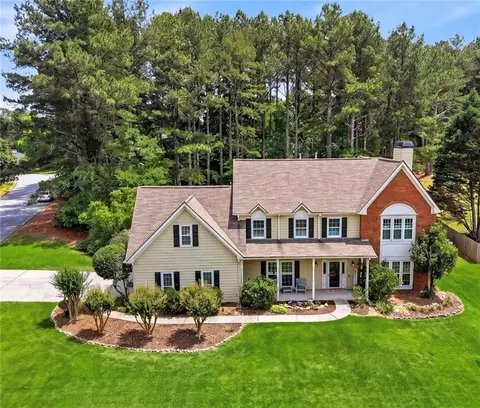 1140 Pebble Bend Dr, Grayson, GA 30017