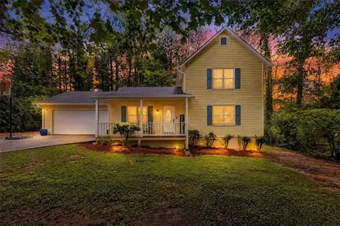 2800 Carrie Dr NW, Kennesaw, GA 30144