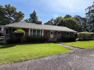 188 Hillendale Dr, Toccoa, GA 30577