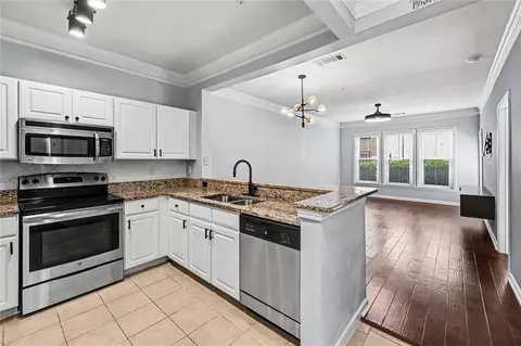 1850 Cotillion Dr #2102, Dunwoody, GA 30338