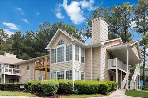 606 Berkeley Woods Dr, Duluth, GA 30096