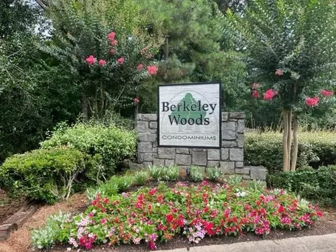 606 Berkeley Woods Dr, Duluth, GA 30096