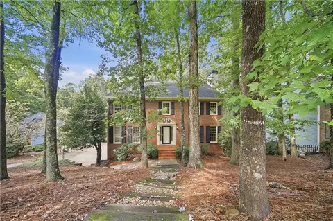 4003 Oakview Ct, Alpharetta, GA 30005