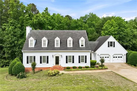 3608 Maple Forge Ln, Gainesville, GA 30504