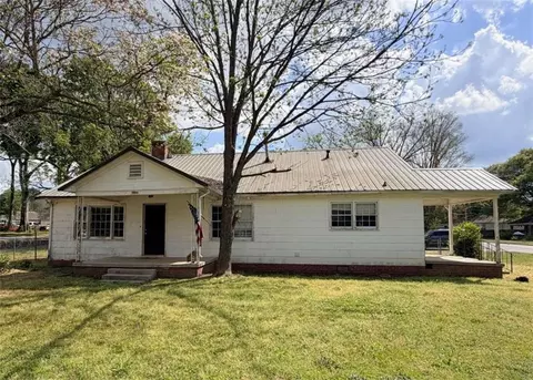 5192 Newton Dr, Covington, GA 30014
