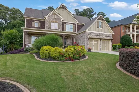 4415 Manor Creek Dr, Cumming, GA 30040