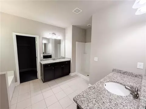 Bath - 1209 Windstone Dr, Winder, GA 30680 photo 1 of 2