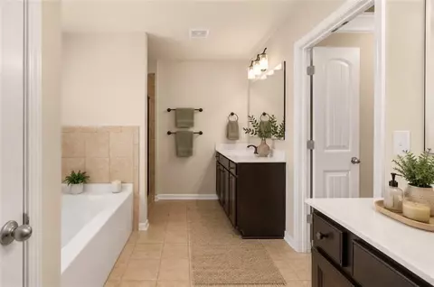 Entry Way - 2340 Cain Cir, Dacula, GA 30019 photo 6 of 7
