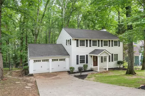 1700 Ellenwood Dr NE, Roswell, GA 30075