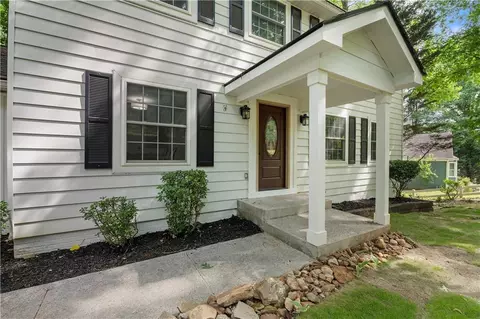 1700 Ellenwood Dr NE, Roswell, GA 30075