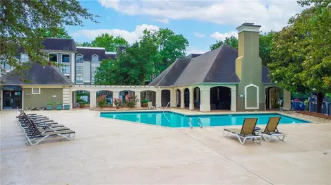 2657 Lenox Rd NE #213, Atlanta, GA 30324