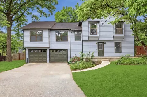5077 Ravenwood Dr, Marietta, GA 30066