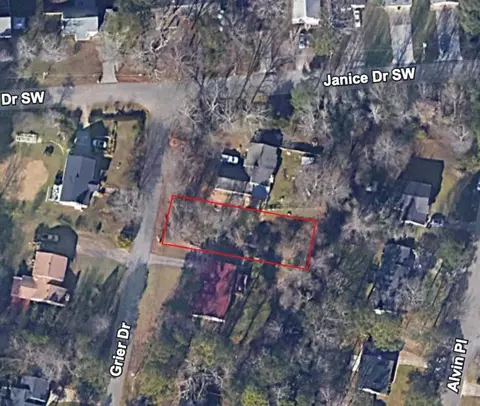 4472 Grier Dr, Snellville, GA 30039