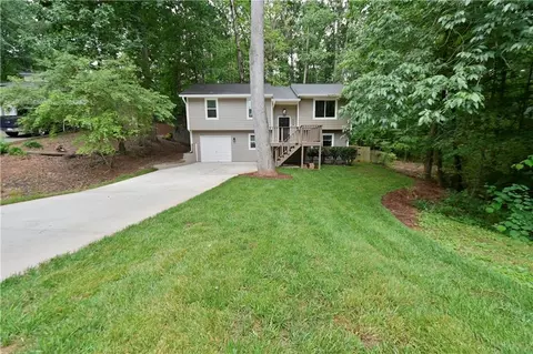 459 Ridgetop Dr NW, Acworth, GA 30102