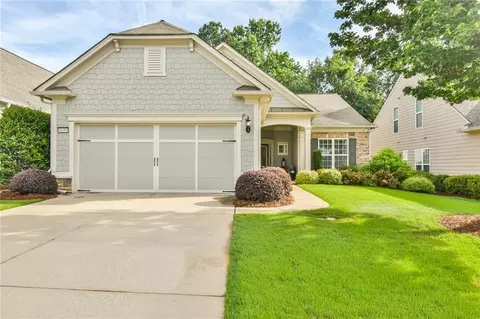 6649 Burnt Hickory Dr, Hoschton, GA 30548