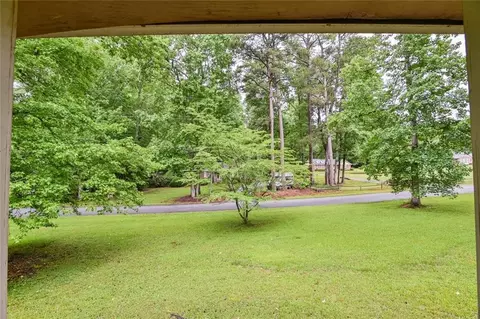 60 Russell Dr, Covington, GA 30014 photo 2