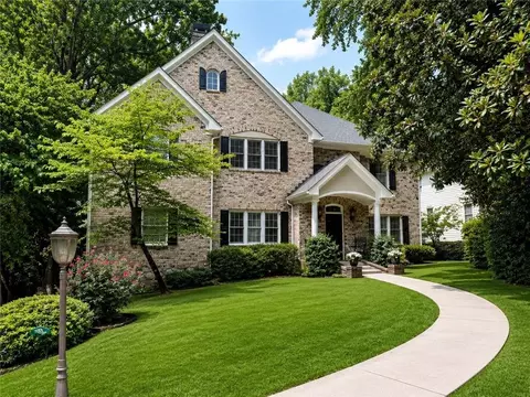 964 Northcliffe Dr NW, Atlanta, GA 30318