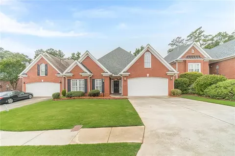 1980 Glenhurst Dr, Snellville, GA 30078