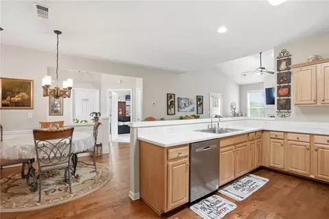 Kitchen - 304 Gable Brook Dr, Grayson, GA 30017 photo 1 of 4