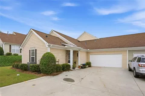 304 Gable Brook Dr, Grayson, GA 30017