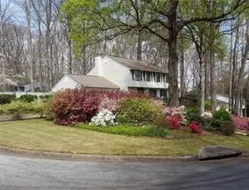 3441 Valley View Dr, Marietta, GA 30068