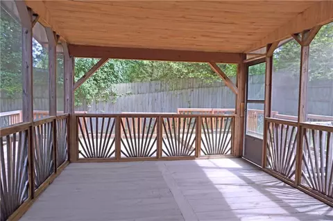 307 6th Ave, Winder, GA 30680 photo 13