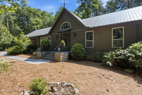 568 N Stewart Ln, Rising Fawn, GA 30738