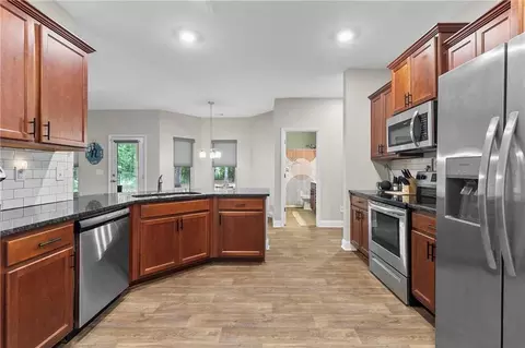 537 Forest Path, Jefferson, GA 30549 photo 17