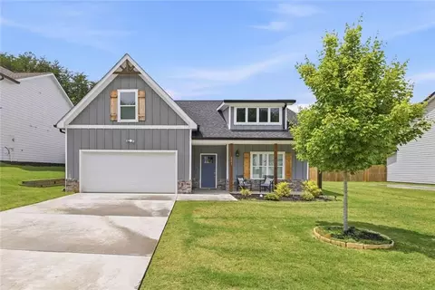 6555 River Station Dr, Lula, GA 30554