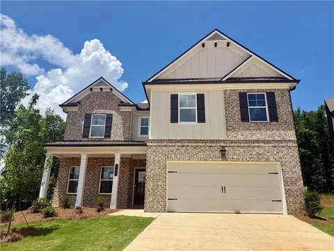 104 Chickadee Ct, Auburn, GA 30011