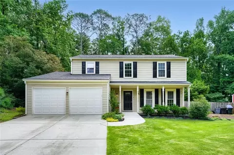 235 Barrington Dr E, Roswell, GA 30076