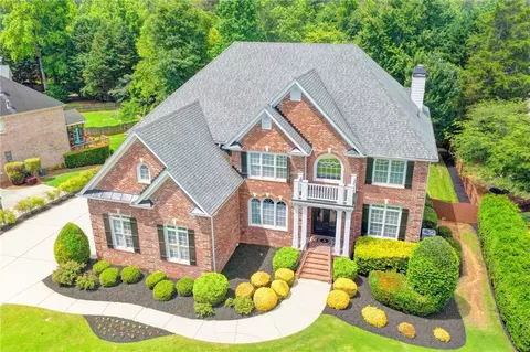271 Prestbury Ct, Suwanee, GA 30024